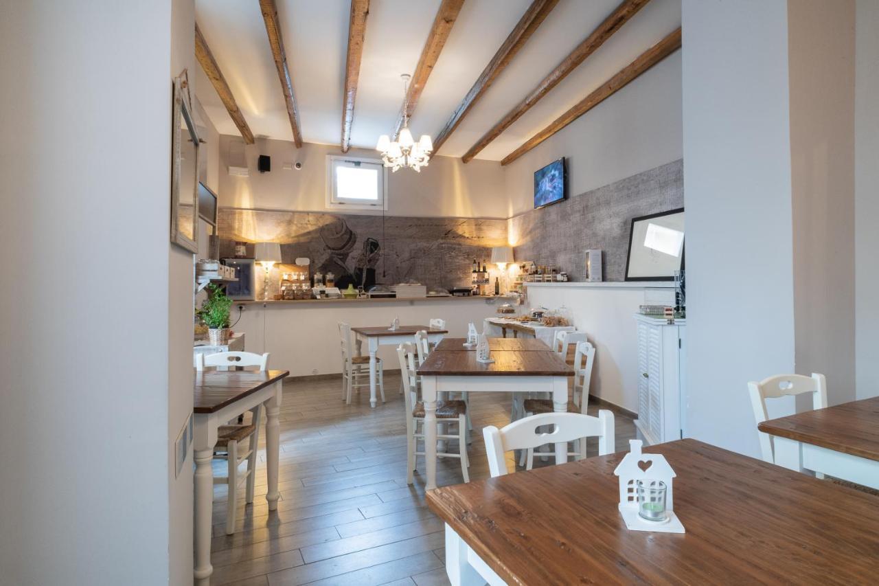 Cas'E Charming House Otel Caserta Dış mekan fotoğraf