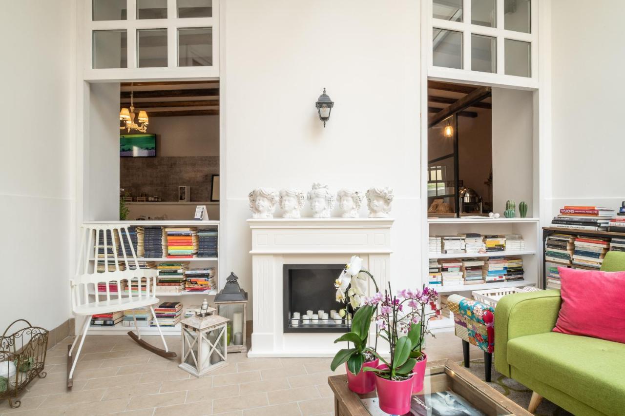 Cas'E Charming House Otel Caserta Dış mekan fotoğraf