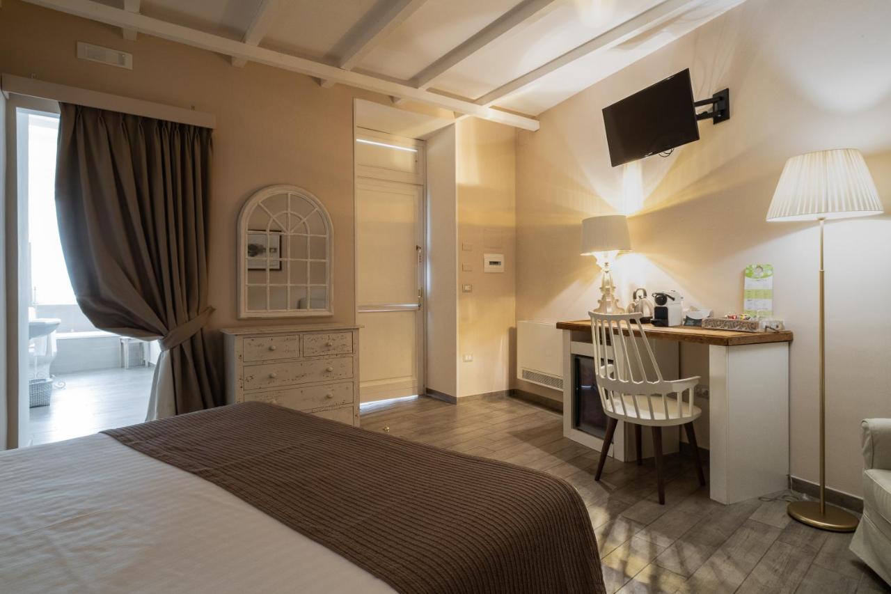 Cas'E Charming House Otel Caserta Dış mekan fotoğraf