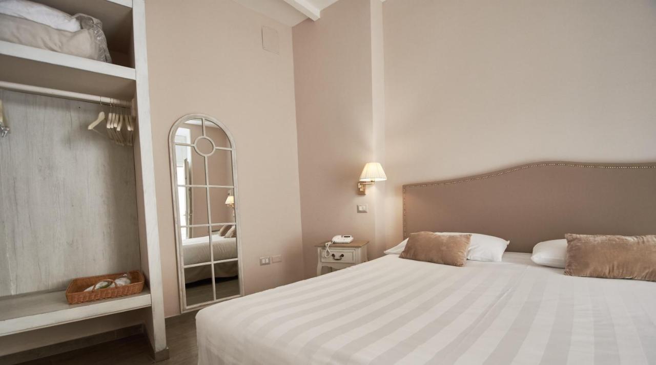 Cas'E Charming House Otel Caserta Dış mekan fotoğraf